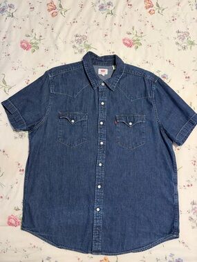Levi’s Short Sleeve Western